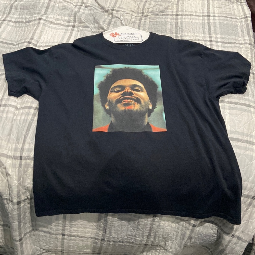 2XL The Weekend After Hours T